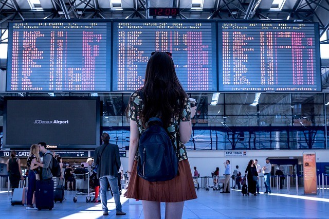 spending too much time on airports wasting time during day