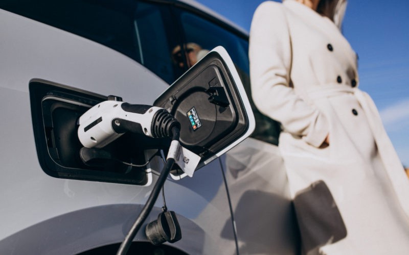Financial Benefits of Electric Cars for Businesses