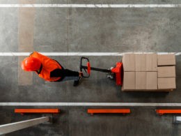 Every Modern Warehouse Should Adopt Pallet Jacks