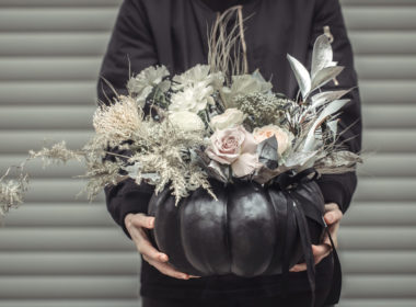 Seasonal Colors for Halloween Decor