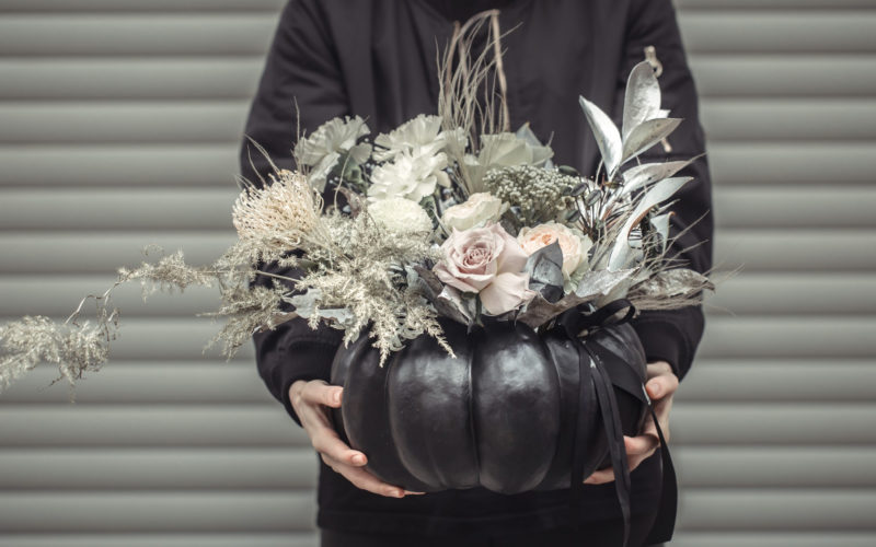 Seasonal Colors for Halloween Decor
